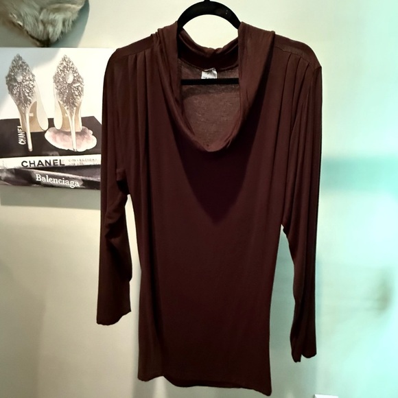 Momo Women's Pleat Shoulder Cowl Neck Brown Tunic Length Blouse Size Large - Picture 2 of 10